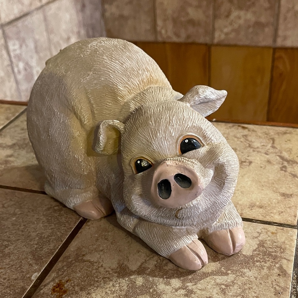 Neutral Cream Ceramic Pig Figurine Accent - Charming Tabletop Décor